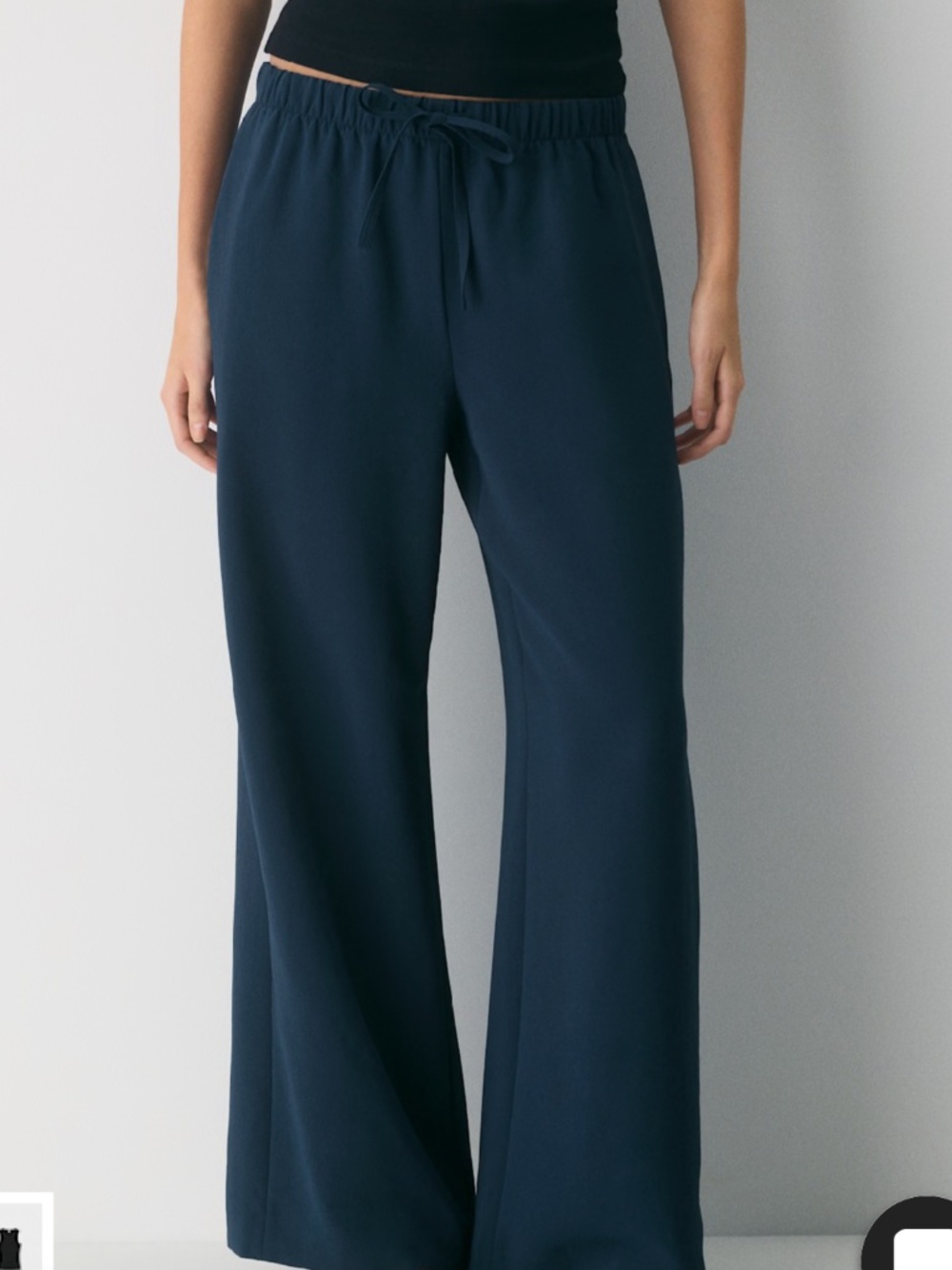 NWOT Aritzia Crepette Lodge Pant, XS - Picture 2 of 11